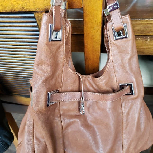 Michael Kors camel/brown/tan leather shoulder bag - Picture 5 of 8